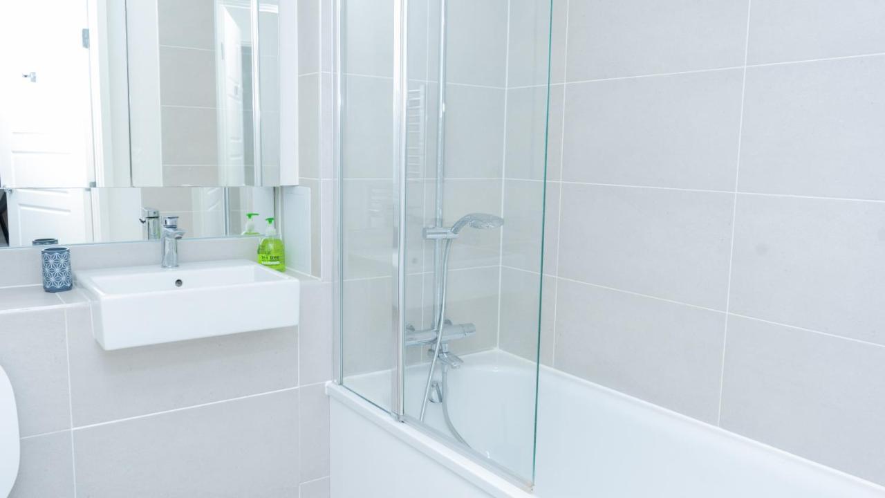 Guerneville 1 Bedroom Luxury Apartment Royal Wharf By Excel Exhibition Centre 伦敦 外观 照片